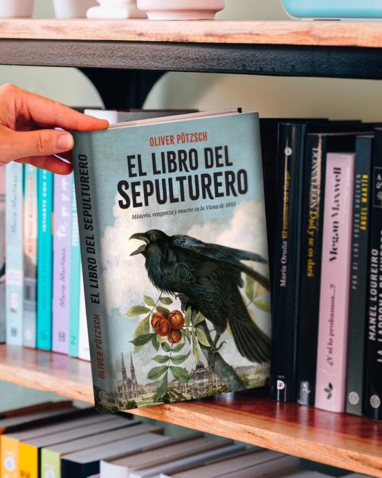 EL LIBRO DEL SEPULTURERO | OLIVER POTZSCH | Casa del Libro