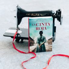 la cinta roja-lucy adlington-9788408247982