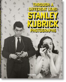stanley kubrick photographs. through a different lens-stanley kubrick-9783836595421