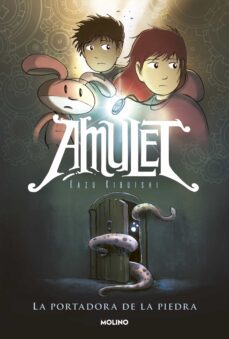 Portada de AMULET 1: LA PORTADORA DE LA PIEDRA